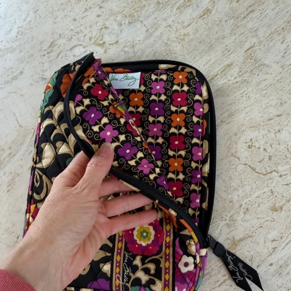 RETIRED Vera Bradley E-Reader sleeve Suzani tablet case